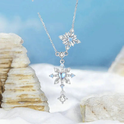 Snowflake Pendant Necklace Heart-shaped Moonstone Starburst Neck Chain 